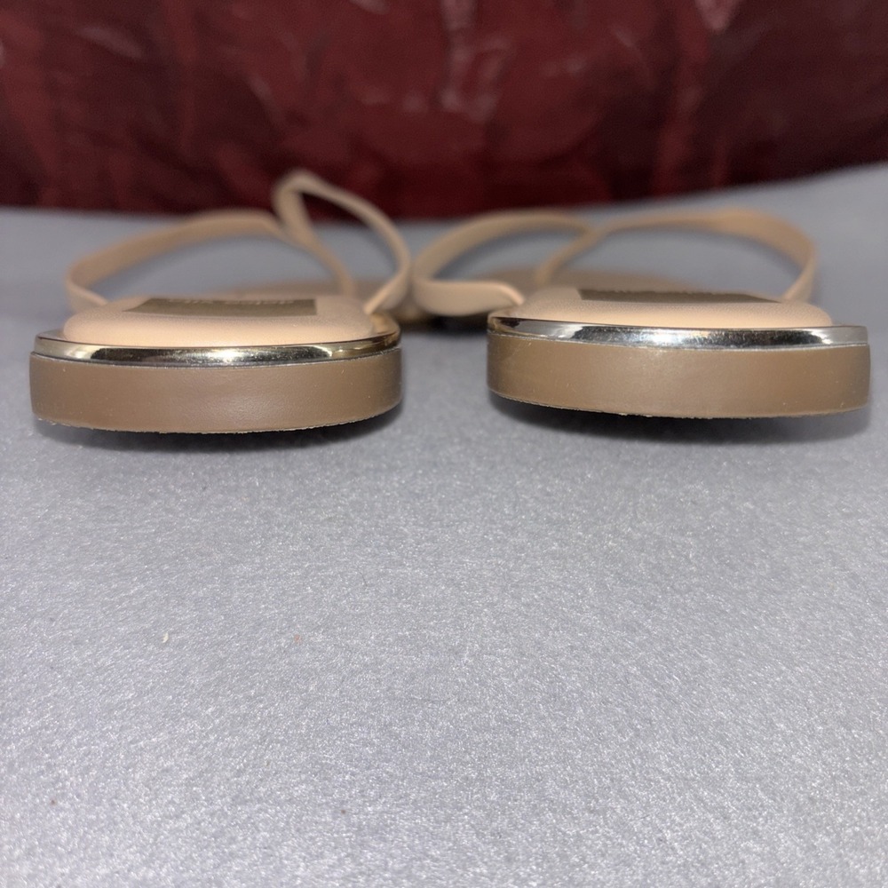 Dolce Vita Nude Thong T Strap Leather Flip Flops Gold Trim Women's 8.5 EC - Picture 5 of 16